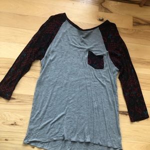 Three quarter sleeve shirt